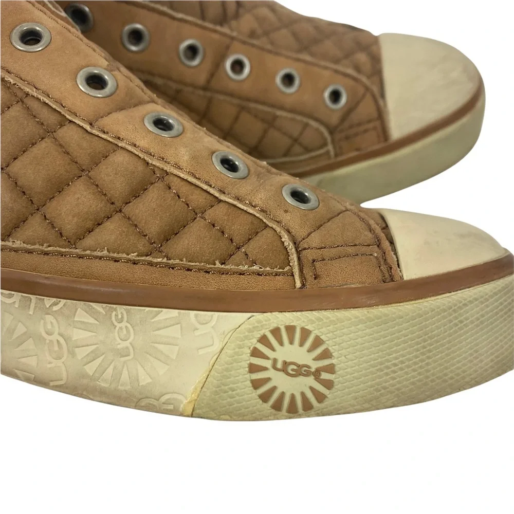 UGG Laela Quilted Nubuck Sheepskin Leather Slip-on Sneaker 6